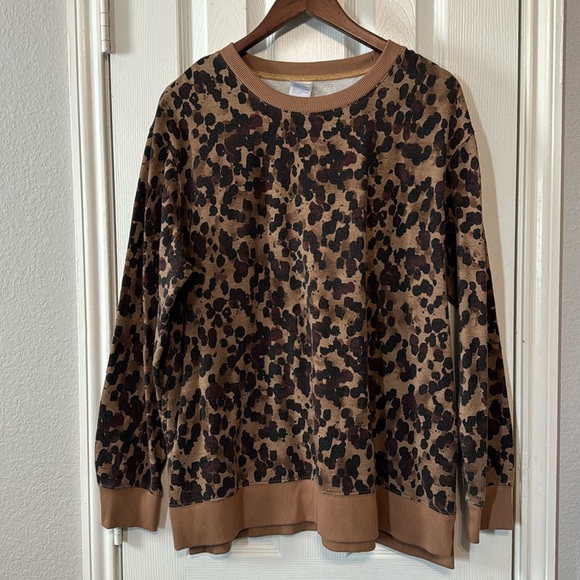 XXL Stars Above Cheetah Print Long Sleeve Pullover Sweatshirt PJ Top - Picture 1 of 4